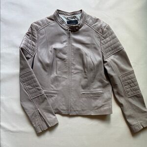 Motorcycle collarless leather jacket